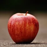 Single apple